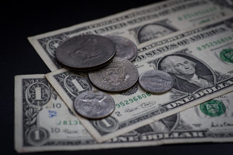 Effective Leadership Strategies in Modern Businesses